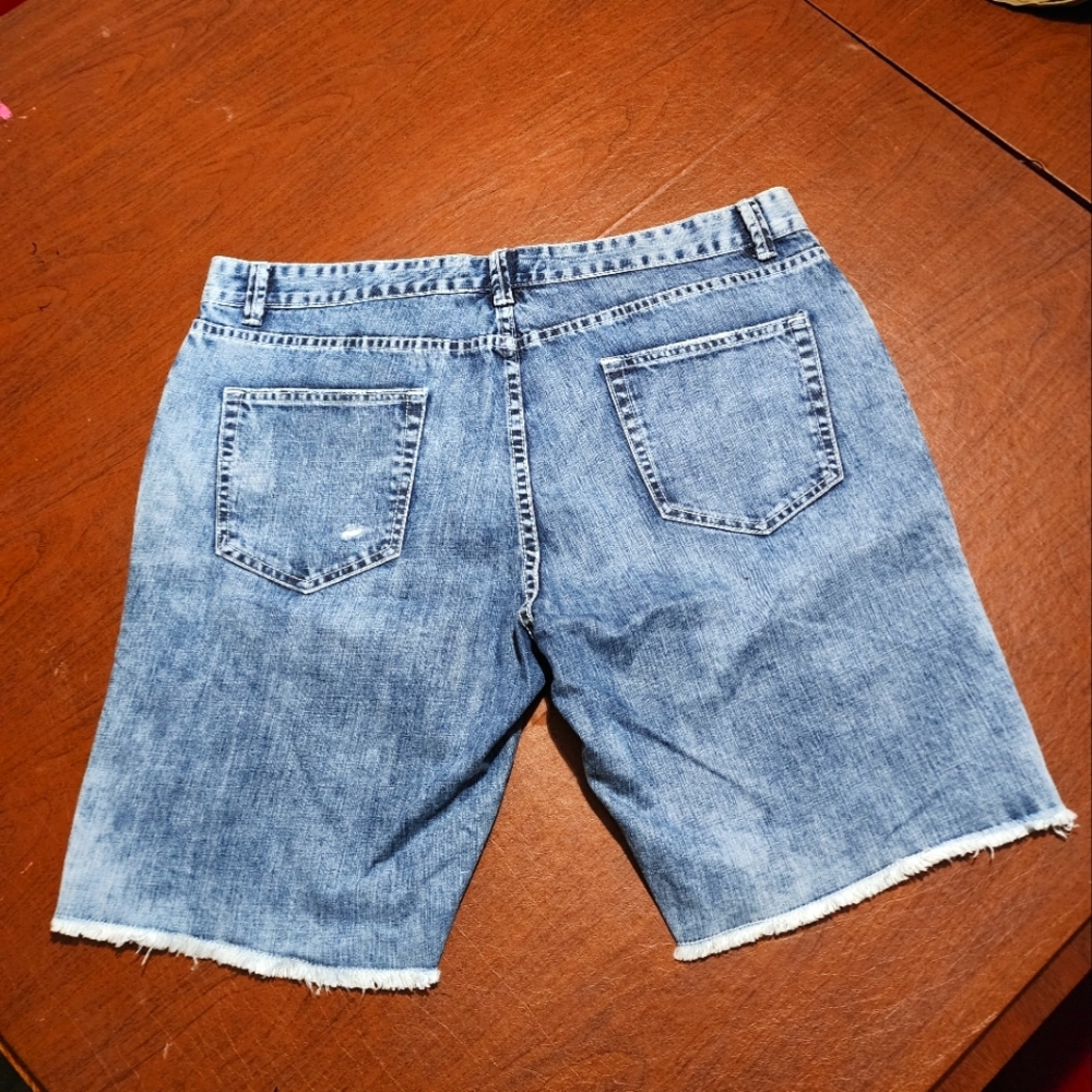 NWOT... American Rag Blue Denim Jeans Shorts - Picture 6 of 6